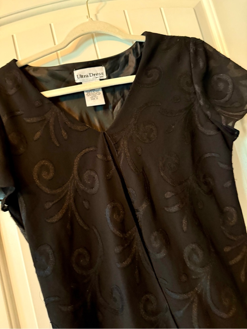 Vintage Ultra Dress Collection Black Embroidered Midi Dress
